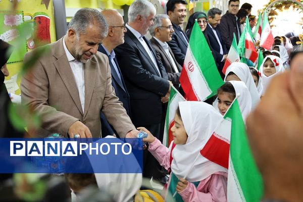 جشن شکوفه‌ها در آذربایجان غربی