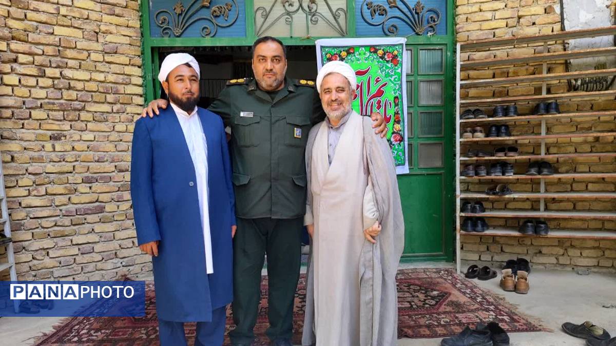  برگزاری همایش هفته وحدت در روستای درکش شهرستان سملقان