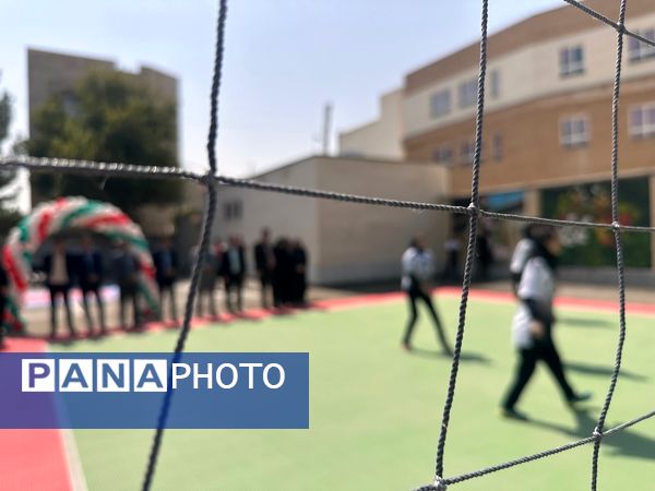 افتتاح زمین ورزشی تایل کورت در هنرستان عفت بجنورد