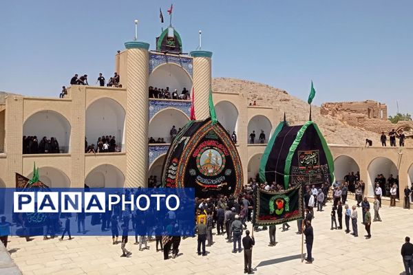 جلوه‌هایی از عزاداری مردم بنادکوک در روز شهادت امام رضا(ع)