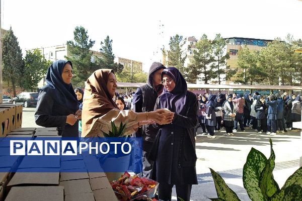 طنین غیرت و بیداری نسل نو در برابر استکبار