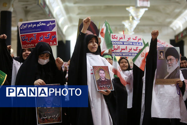 همایش بزرگ رهروان زینبی در قم