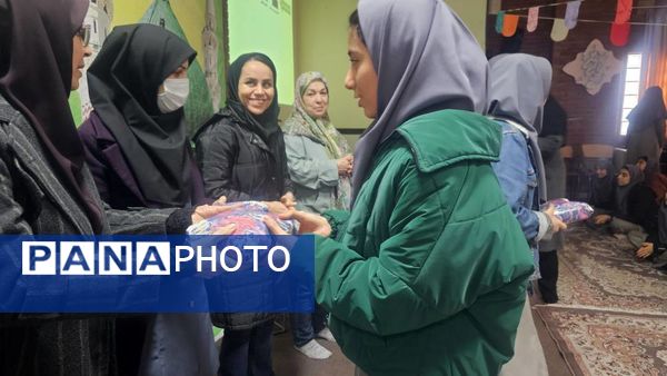 درخشش دانش‌آموزان در جشن مبعث دبیرستان محبوبه دانش