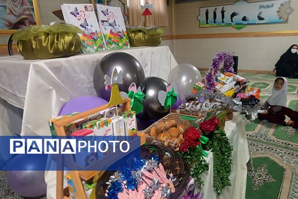 برگزاری جشن شکوفه‌های قرآن در آموزشگاه‌های باهنر ۱ و ایران ۲ 