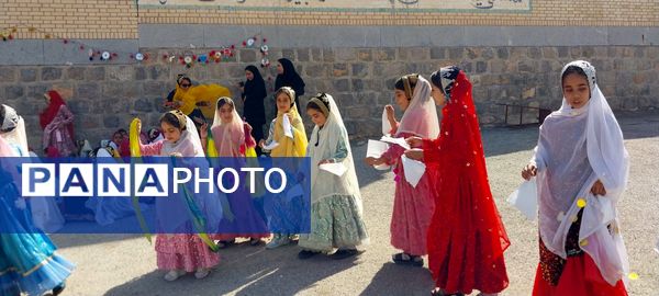 برگزاری جشن روز کودک در مدرسه شهید محمد منتظری