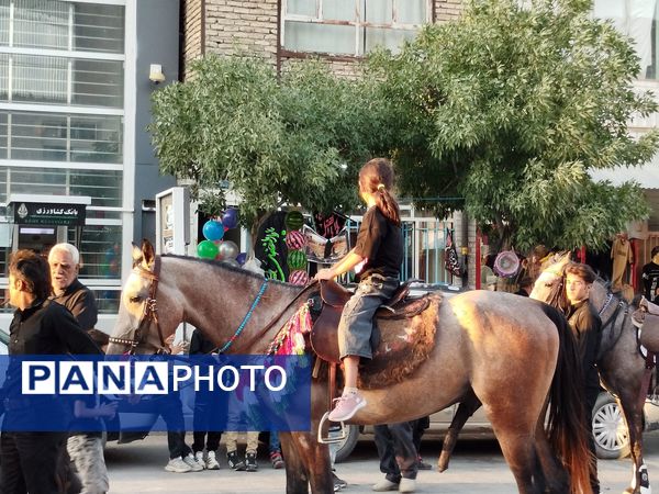 از کوچه تا خیابان، شهر بن غرق در عزای حسین بن علی(ع)