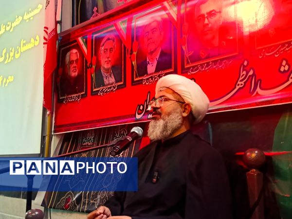 نوای “لبیک یا حسین” در شب پنجم محرم در رزق آباد طنین‌انداز شد