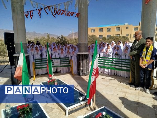 مراسم غبارروبی مزار شهدای گمنام دانشگاه آزاد اسلامی واحد کاشمر