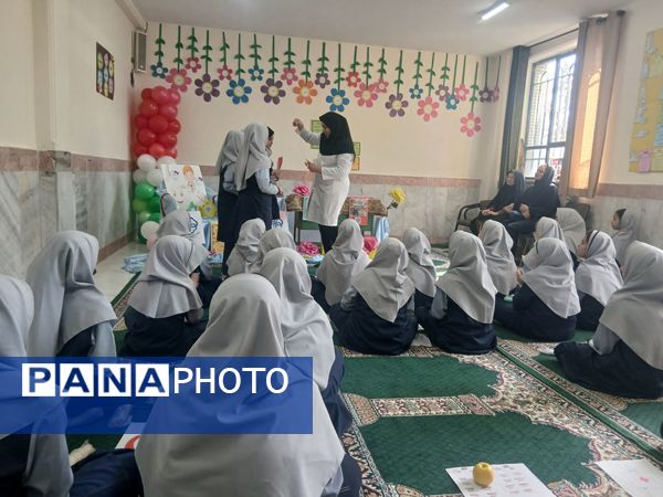 انتخابات سفیران سلامت در دبستان میثاق ناحیه سه