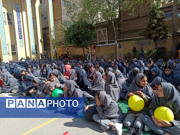 المپیاد ورزشی درون مدرسه ای در دبیرستان دخترانه ۱۳ آبان