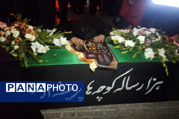 مراسم تشییع نمادین تابوت حضرت زهرا (س)در خیابان قناعت پیشه شیراز