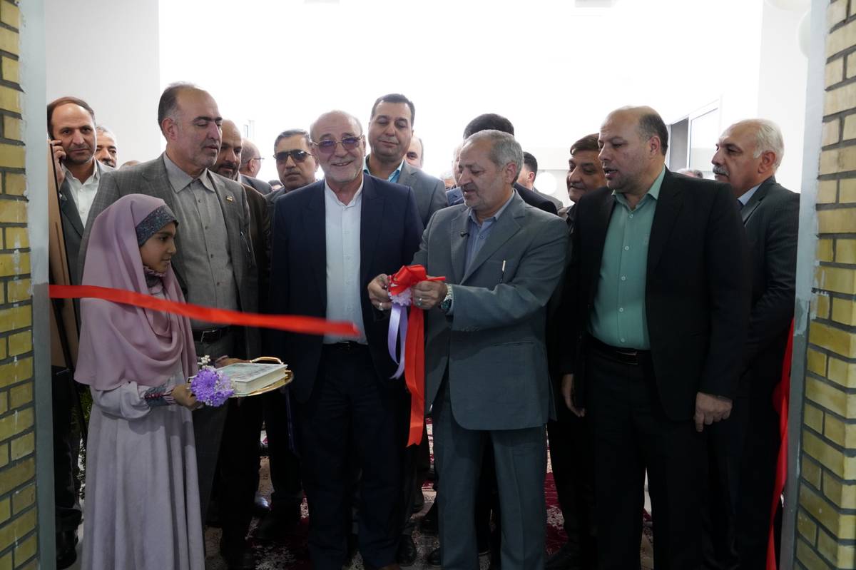 افتتاح نخستین سالن ورزشی کشور ویژه دانشآموزان با نیازهای ویژه در اصفهان با حضور وزیر آموزشوپرورش