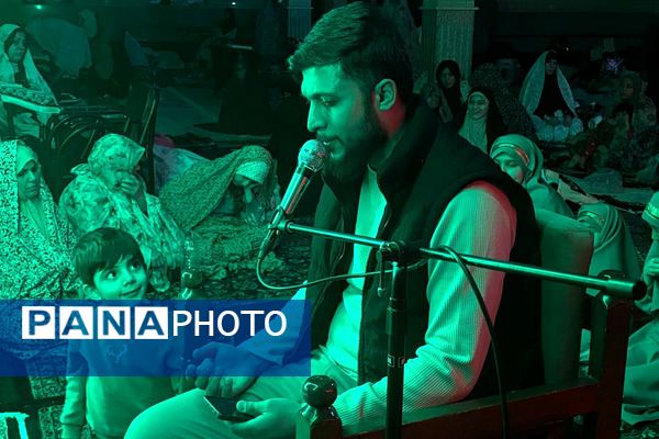 نوجوانان و جوانان در اعتکاف مسجد امام موسی کاظم (ع) گرد هم آمدند