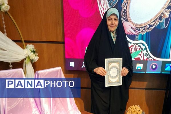 درخشش بانوی معلم‌ تراز انقلاب اسلامی از چهاردانگه