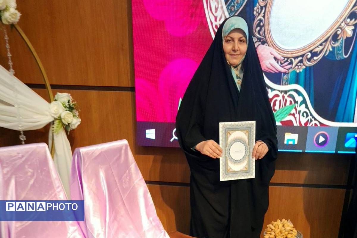 درخشش بانوی معلم‌ تراز انقلاب اسلامی از چهاردانگه
