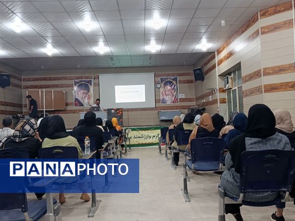 دومین کارگاه روانشناسی برای تربیت نسل فردا در حاجی‌آباد