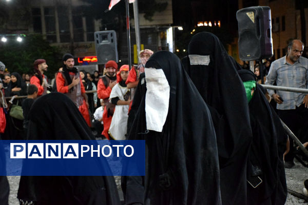 کاروان نمادین اسرای کربلا به مناسبت شهادت حضرت رقیه(س) در تربت‌حیدریه