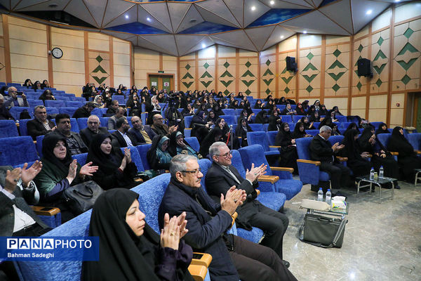 رویداد تفکر روایی در مدیریت مدرسه