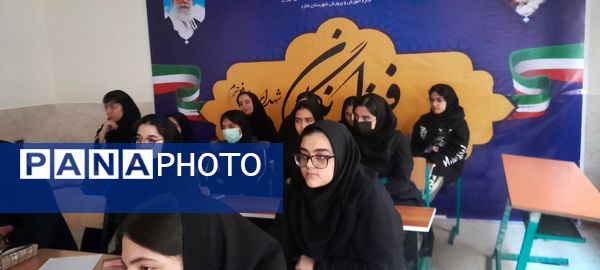 برگزاری جشنواره تدریس همیار معلم در دبیرستان فرزانگان استعداد درخشان ملارد
