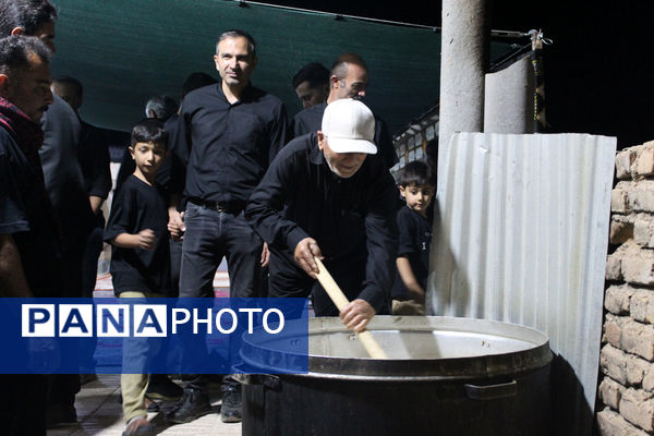 آیین حلیم پزان در شهر درق