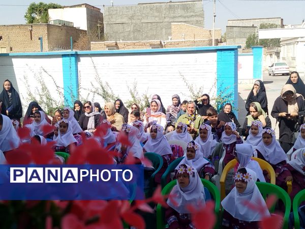 طلوع شکوفه‌های امید در دبستان امین زاده فاروج 