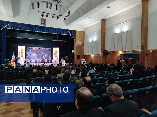 همایش «خشت های بهشتی»در کاشمر