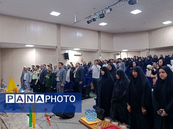 یادواره شهدای فرهنگی و دانش‌آموز شهرستان حاجی آباد