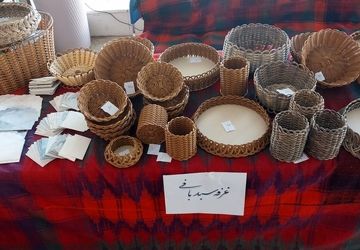 فروشگاه و نمایشگاه هنرجویان کانون حضرت فاطمه شهر ایلام برگزار شد 