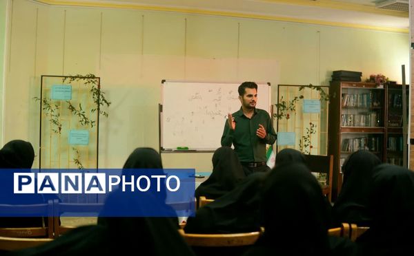 برگزاری کارگاه خبرنگاری در هنرستان بعثت