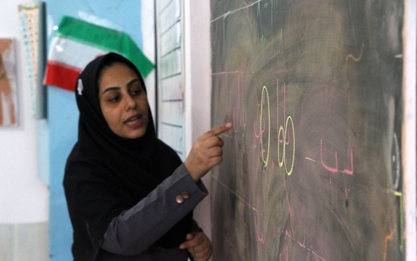 روشنگریِ جهادی؛ جهادِ آموزشیِ معلمان در مدارس یزد