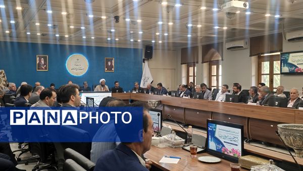 آیین رونمایی از پوستر بیست‌وهفتمین جشنواره خیرین مدرسه‌ساز استان اصفهان
