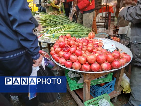 شب یلدا در بازار رشت