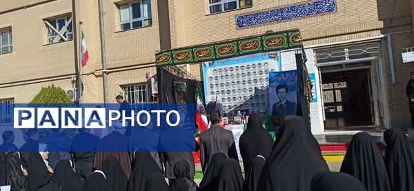 یادواره 118 شهید دانش‌آموز شهرستان بجنورد در مدرسه شاهد فاطمه زهرا(س)