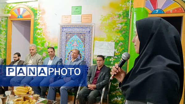 جشن یلدا در دبیرستان نمونه اندیشه 