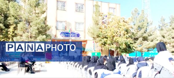آیین نکوداشت و نواختن زنگ پدافند غیرعامل در شهرستان کلات