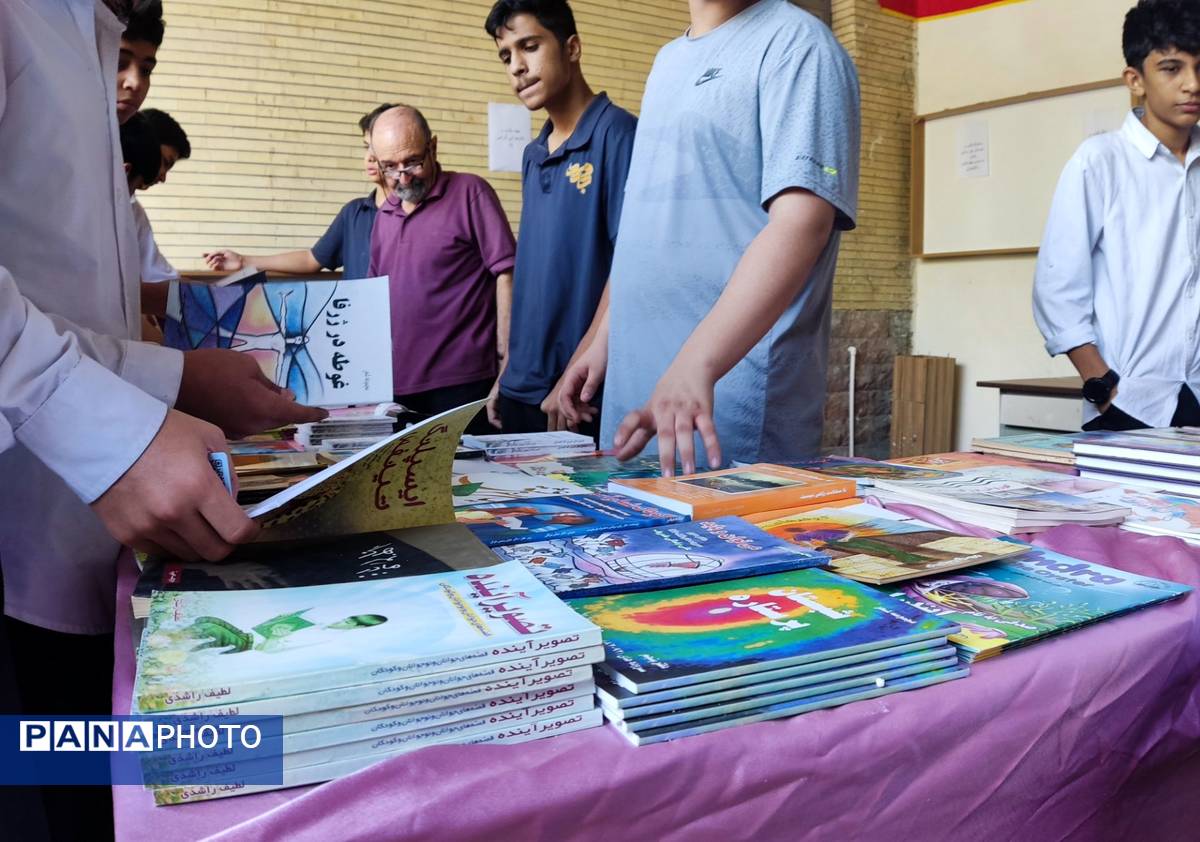 فرصتی برای تقویت کتاب‌خوانی دانش‌آموزان