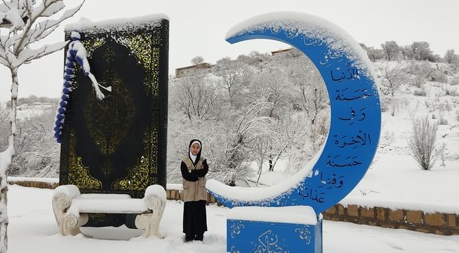 بارش باران و برف در شهر زیبای بار و شادی  مردم از نزول رحمت الهی