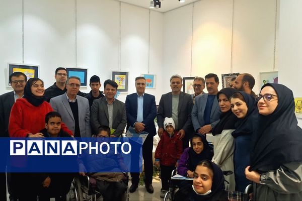 هم‌صدایی دل‌ها در سکوت و توانایی