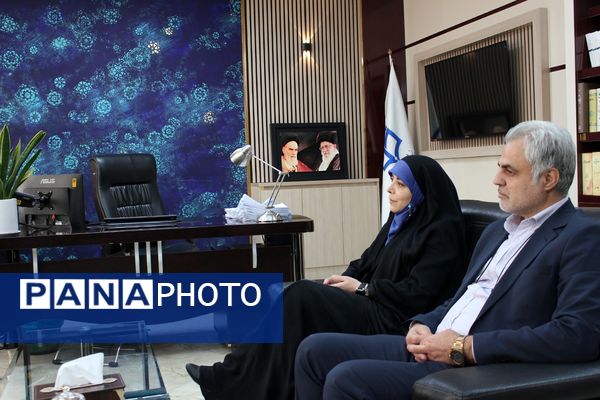 هنر دانشجو‌معلمان زینبیه پیشوا در قاب هفته فرهنگی‌هنری