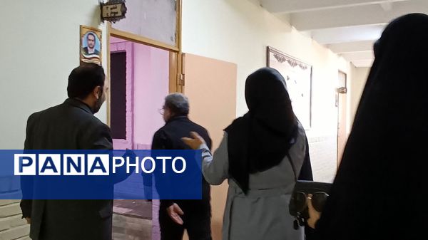بازدید شورای اجتماعی محله لشکر از دبستان پنجم مهر