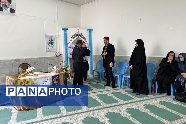 برگزاری جلسه پیشگیری از آسیب‌های اجتماعی در هنرستان بصیرت آشخانه