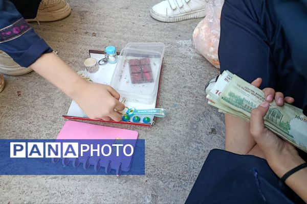 بازارچه غذا و صنایع دستی دانش آموزان دبیرستان صدیقه کبری 