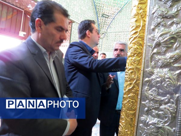 گلباران مزار شهدای دانش‌آموز و معلم در بجنورد