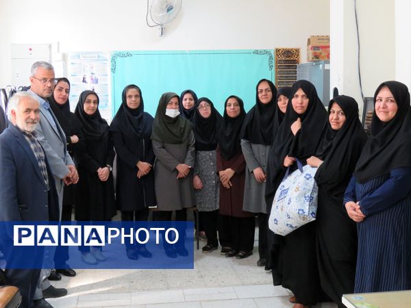 بازدید مدیر اداره آموزش و پرورش خلیل‌آباد از مدارس شهر
