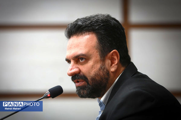 دومین روز نشست کارگروه تدوین سند دوازدهمین دوره مجلس دانش‌آموزی