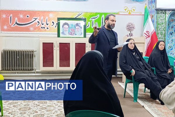 ترسیم شدن نقشه راه اجرای مانور «یاوران انقلاب» با حضور مدارس برگزیده 