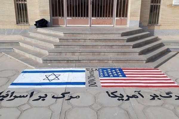 جنگ ایران، تقابل مستقیم با آمریکا و قدرت‌های استکبار بود