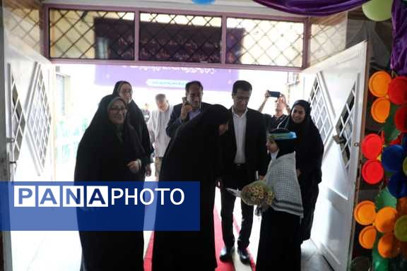 آغاز فصل شکوفه ها در بندرعباس 