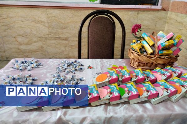 آغاز سال تحصیلی نو با شور و هیجان جشن شکوفه‌ها در مدارس پیشوا