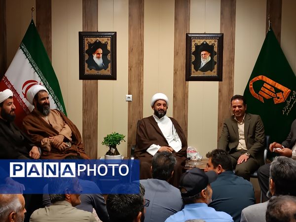 بازگشت امام جمعه از سفر مکه و استقبال گرم مردم فارسان